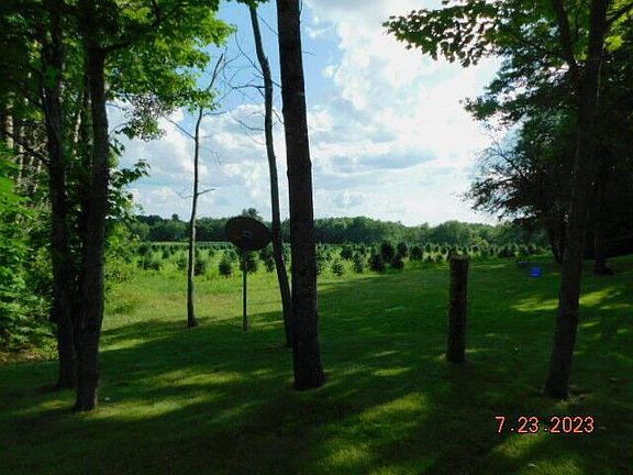 4th image of 699 Ridge Rd