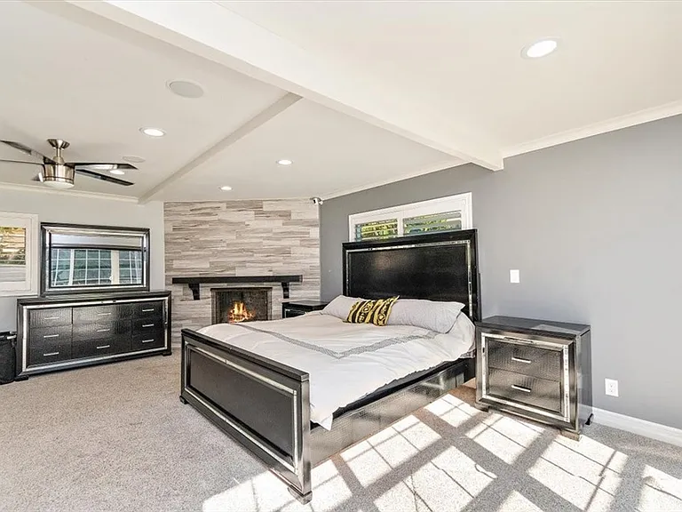 24226 Meadow Falls Dr — Photo 22