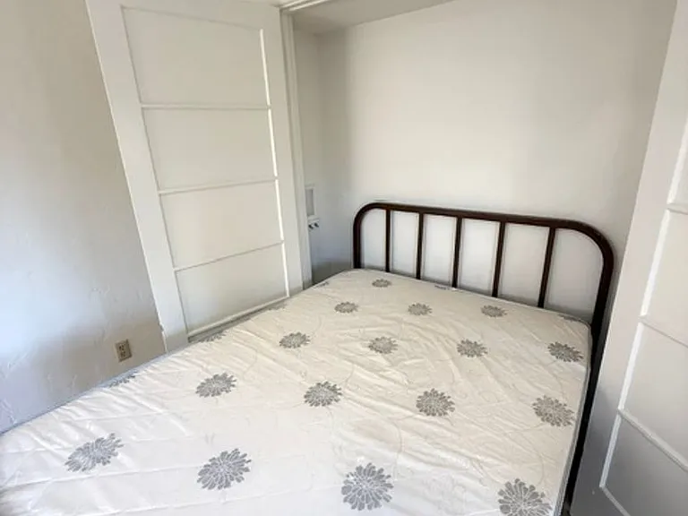Fair Oaks Apts — Photo 19