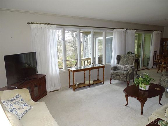 2nd image of 242 Swan Lake Dr