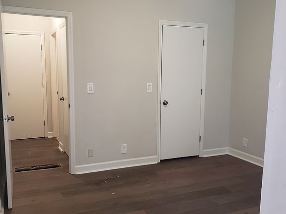 4th image of 2207 S 13th St