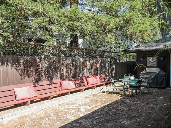 4th image of 360 Leland Ave