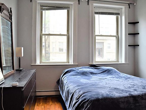 3rd image of 1677 Commonwealth Ave APT 3