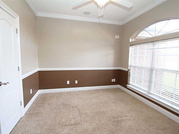 5th image of 6032 Paige Pointe Dr