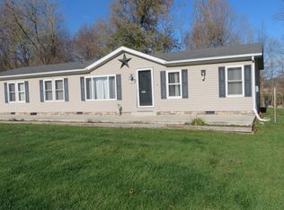 9875 E Brookside Ave, Galveston, IN 46932