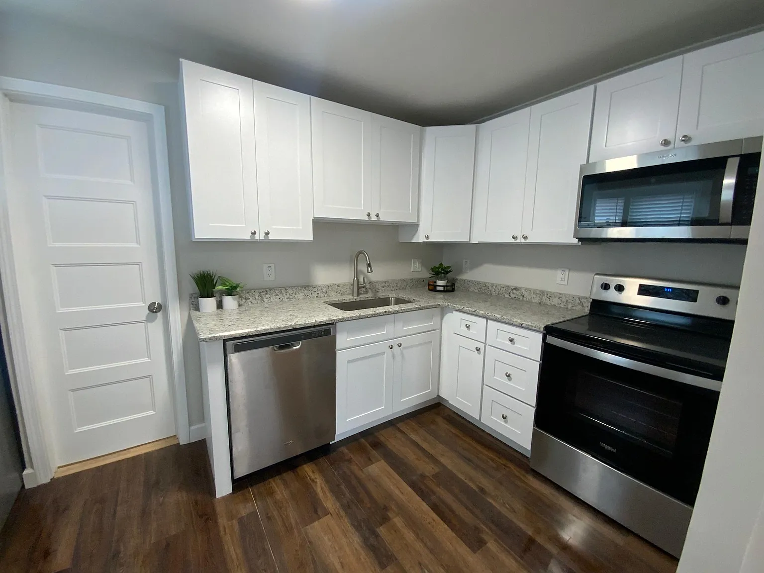 52 Church Ave — Photo 3