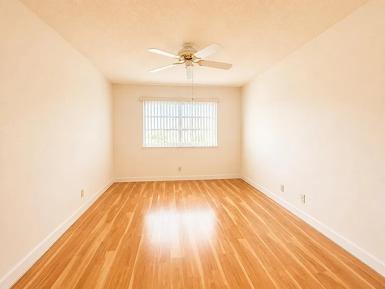 5300 Washington St #S313 — Photo 12