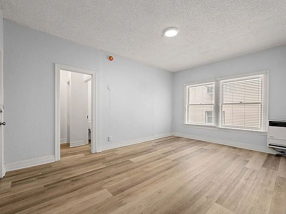 2nd image of 4144 W Adams Blvd #G18