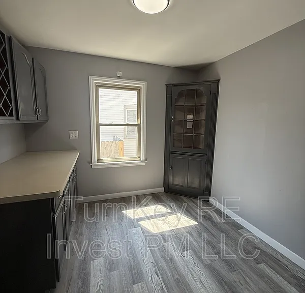 18343 Oakwood Ave #1 — Photo 4