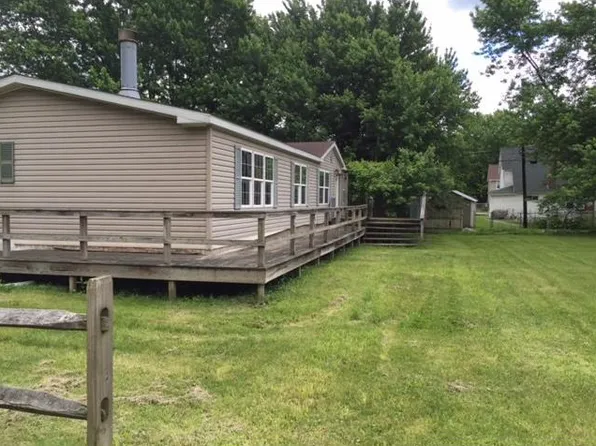 1150 Puriton Ave, Latrobe, PA 15650