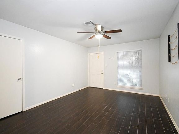 5th image of 1716 Crestdale Dr APT 16