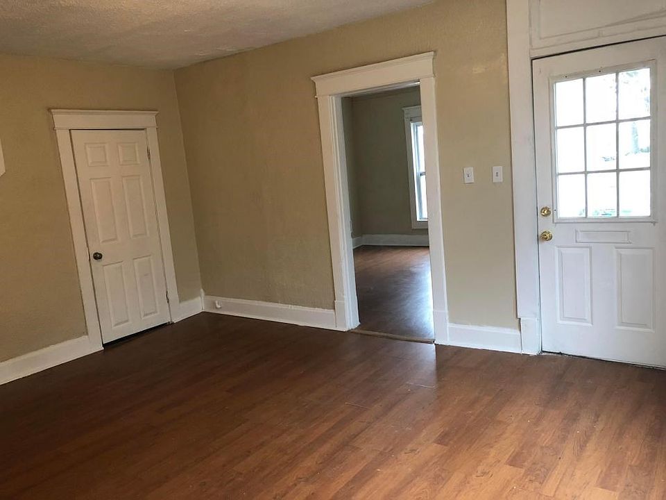 EAFC362D-9388-4AAA-98F1-306FEB832995