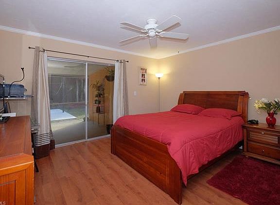 4th image of 1217 SE 24th Ave APT A