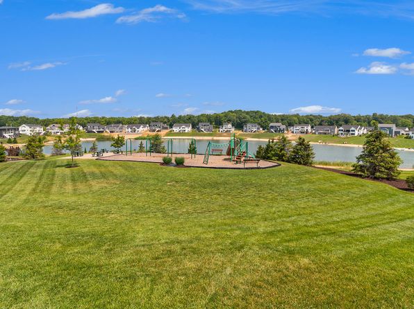 1046 Haven Ct, Byron Center, MI 49315