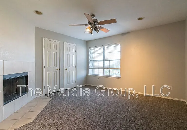3904 Brandon Park Dr — Photo 19
