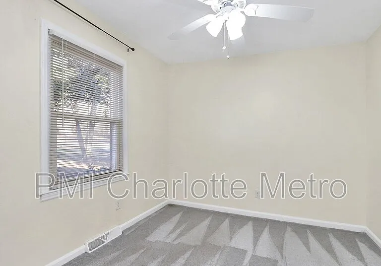 9916 Windrift Rd — Photo 13