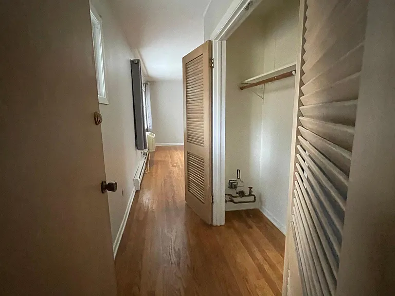 1116-22 Greenleaf Ave #2-G — Photo 23