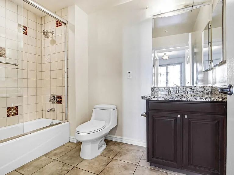 4410 Sepulveda Apartments — Photo 67