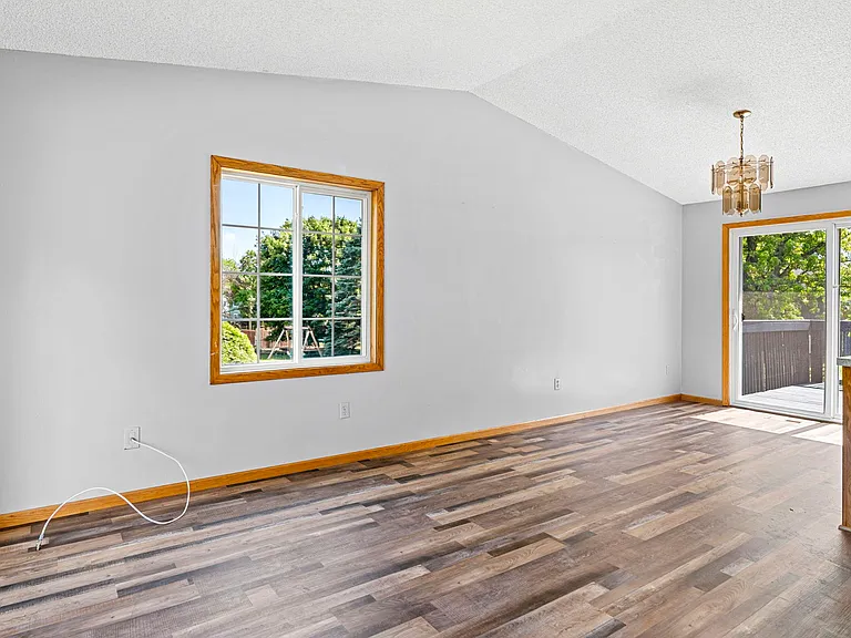 11874 Jonquil St NW — Photo 6