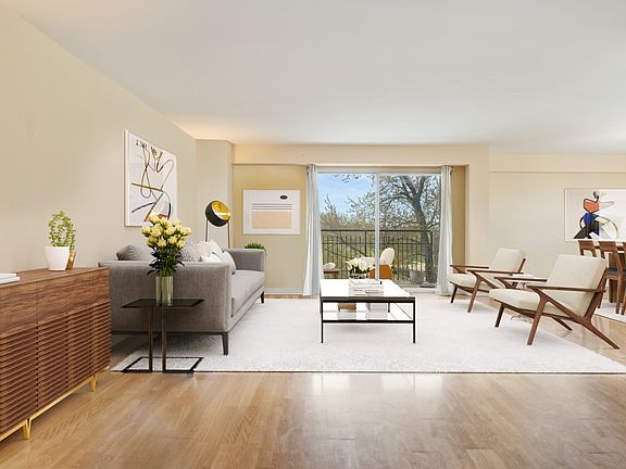 2nd image of 6833 N Kedzie Ave APT 402
