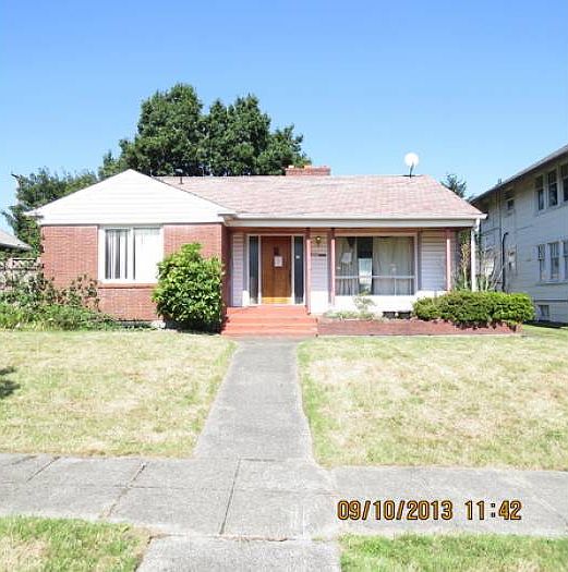 1st image of 311 S Division Ln