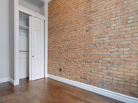 4th image of 420 W 51st St APT 2R