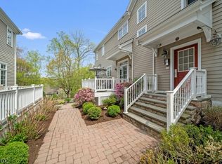 58 Chestnut St APT 1, Morristown, NJ 07960