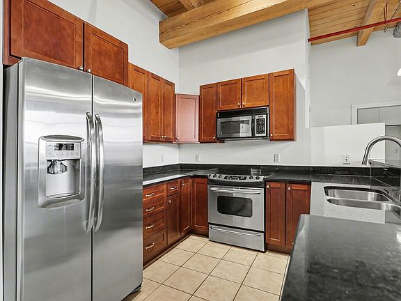 5th image of 533 Columbia Ave APT 107