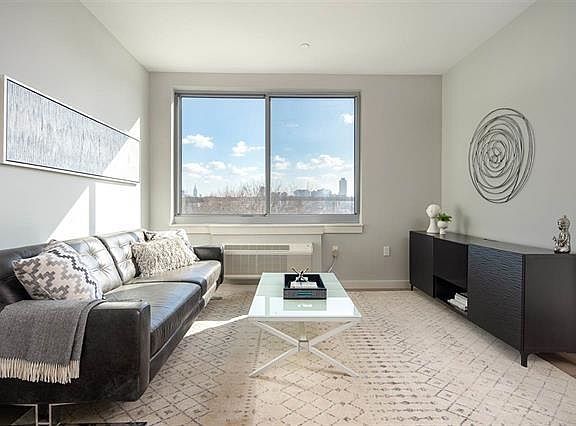 2nd image of 461 Newark Ave #3C