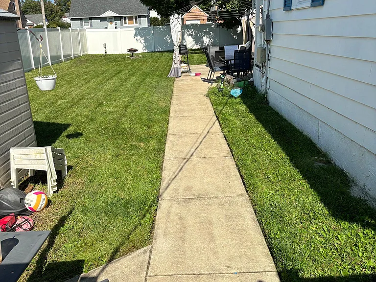 230 Laurel Ave — Photo 26