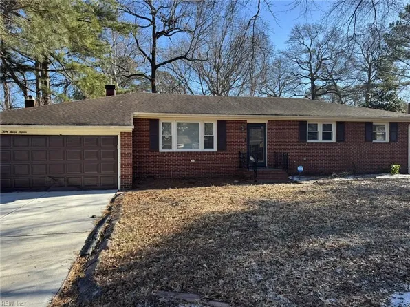 3715 Magnolia Dr, Portsmouth, VA 23703