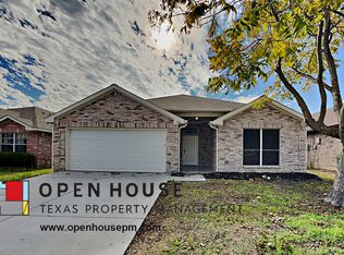 326 Montana Dr, Arlington, TX 76002
