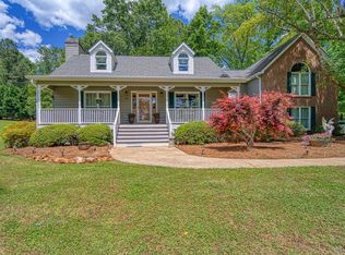 325 Valley View Dr, Woodruff, SC 29388