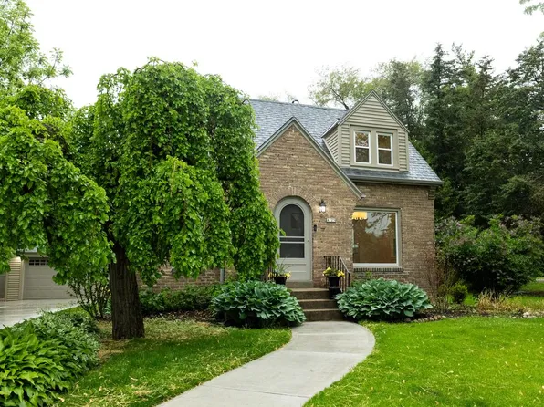 4725 North 103rd STREET, Wauwatosa, WI 53225