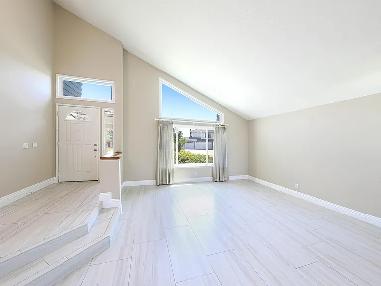25721 Weston Dr — Photo 5