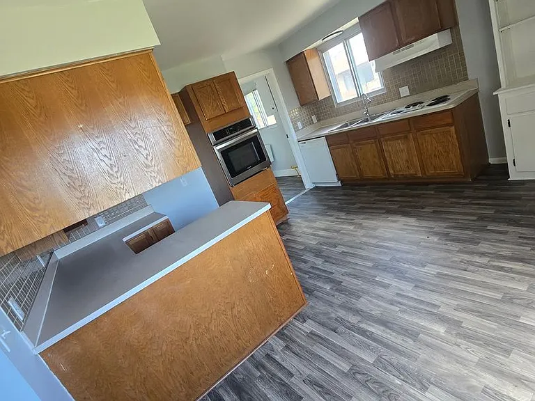 2789 Erna Dr — Photo 3