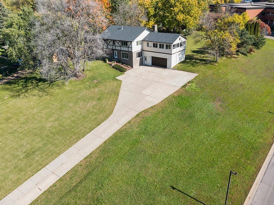 3430 E Medicine Lake Blvd, Plymouth, MN 55441 MLS 6439272 Zillow