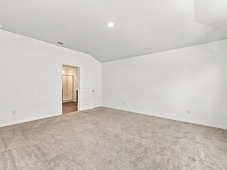3319 Angus Xing — Photo 10