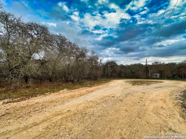 135 OAK SHADOW LOT 13, Floresville, TX 78114