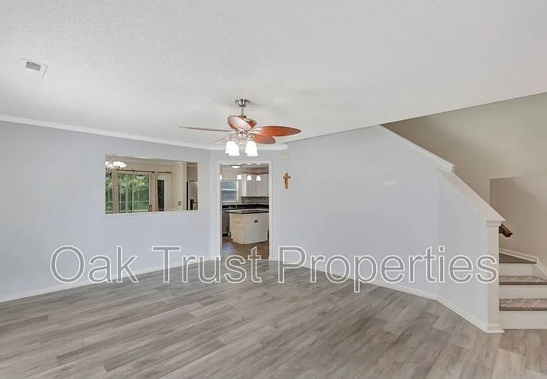 117 Broken Branch Dr — Photo 7