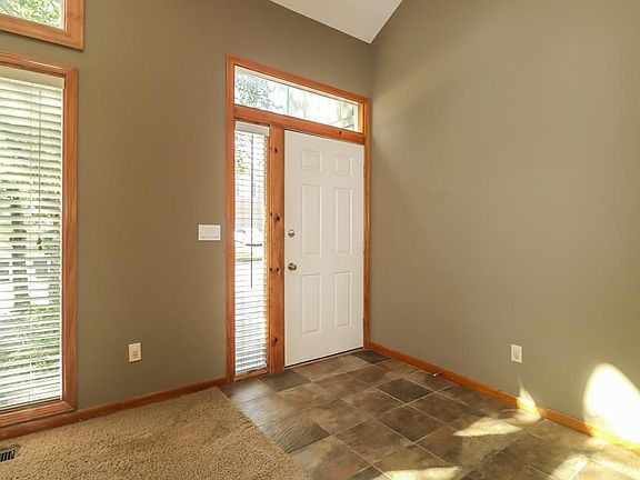 3rd image of 21520 W 53rd St