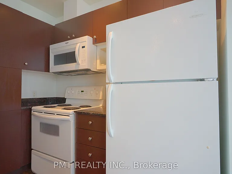 208 Queens Quay W #2401 — Photo 5