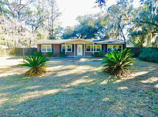 71 Brickyard Point Rd S, Beaufort, SC 29907