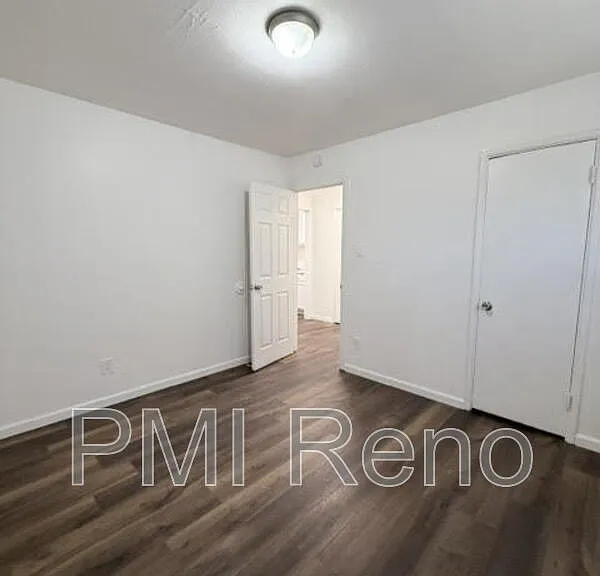 364 Gould St — Photo 14