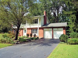 9070 Foxhunter Ln, Cincinnati, OH 45242
