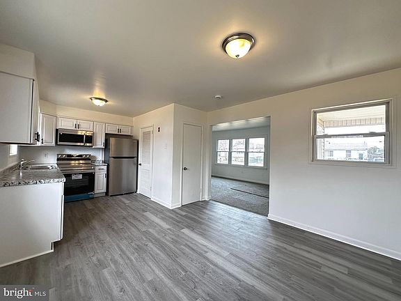 5th image of 386 David Hall Rd