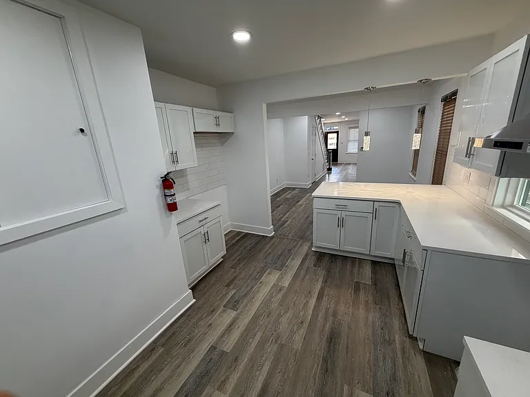 2319 Cumberland Ave #1 — Photo 6