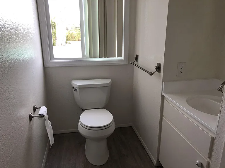 156 Grandview St #2 — Photo 5