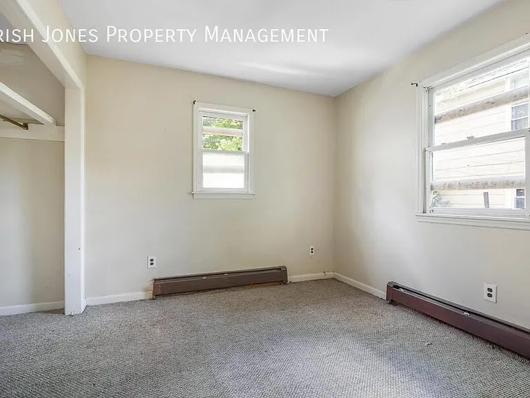 151 Howell St #1 — Photo 14