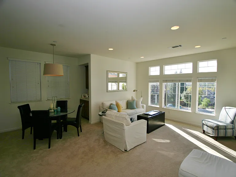 36 Rowe Ranch Dr — Photo 4